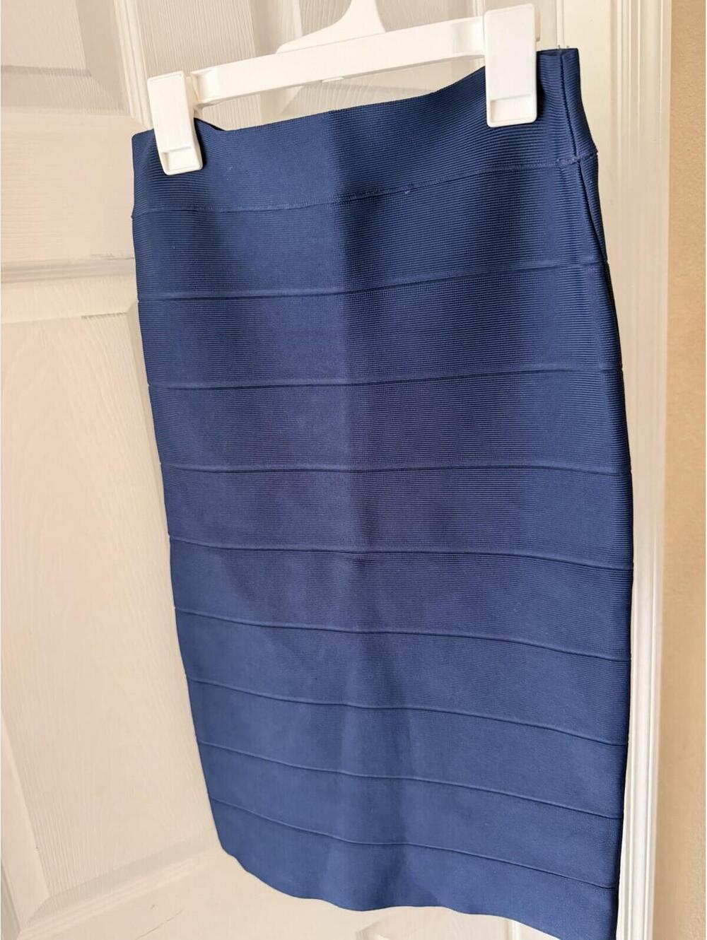 BCBG Maxazria Women's Alexa Pencil Skirt Blue Size Small Knee Length